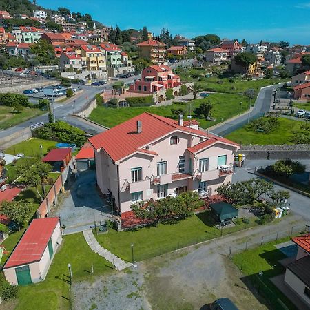 Casa Vacanze Ferrando بيترا ليغوري المظهر الخارجي الصورة